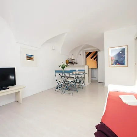 Apartament Cimarra *
